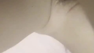 眼镜美女被男友出卖视频外泄