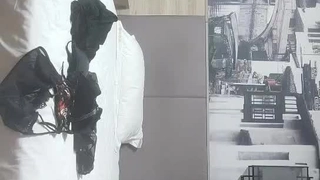 日本人一级人纶理片两个少妇，战双男一老一少风格各异，熟女口交一流精湛的很1