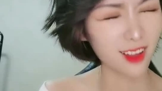 迪卡侬事件门-混血妹穿水手服成功勾引老师上床教爱！ 激情舌吻交换体液，无套啪啪后，给学生的奖励是精液面膜！