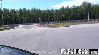 风流的东方少年莫莫一路目瞪口呆