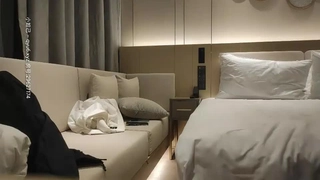 继父在禁忌的幻想中被继女Liv改造